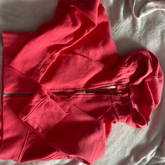 Lululemon full zip cropped scuba hoodie. - Picture 1 of 6